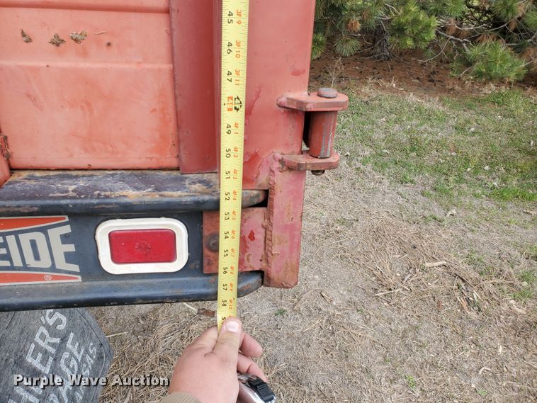 image for item IX9837 1977 Chevrolet C65  grain truck