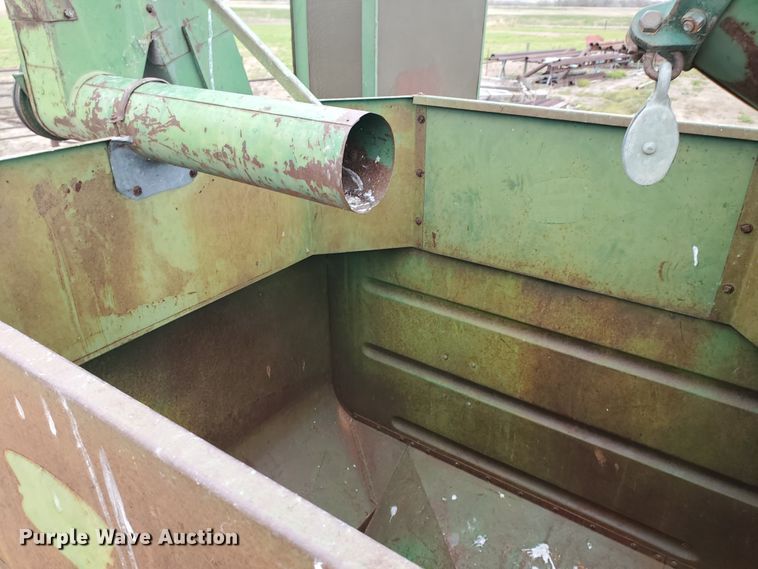 image for item IX9845 John Deere 55  combine