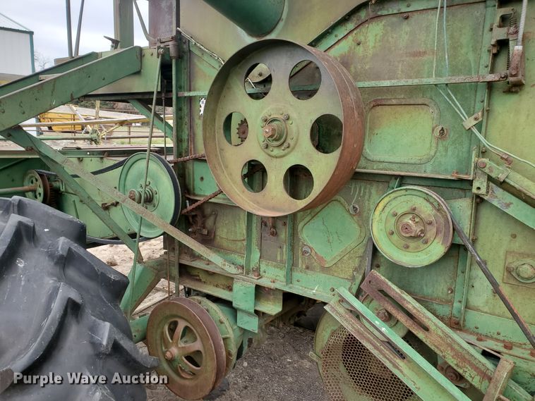 image for item IX9845 John Deere 55  combine