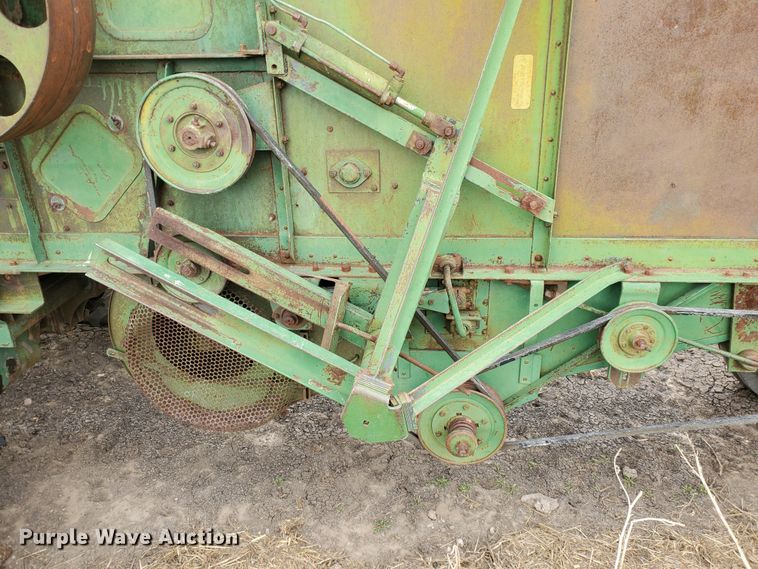 image for item IX9845 John Deere 55  combine