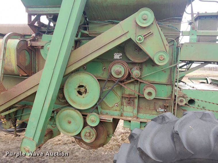 image for item IX9845 John Deere 55  combine