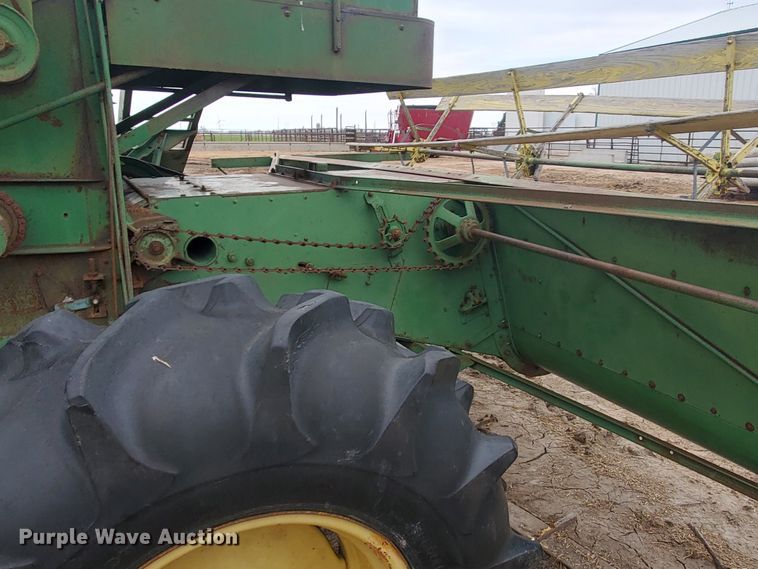 image for item IX9845 John Deere 55  combine