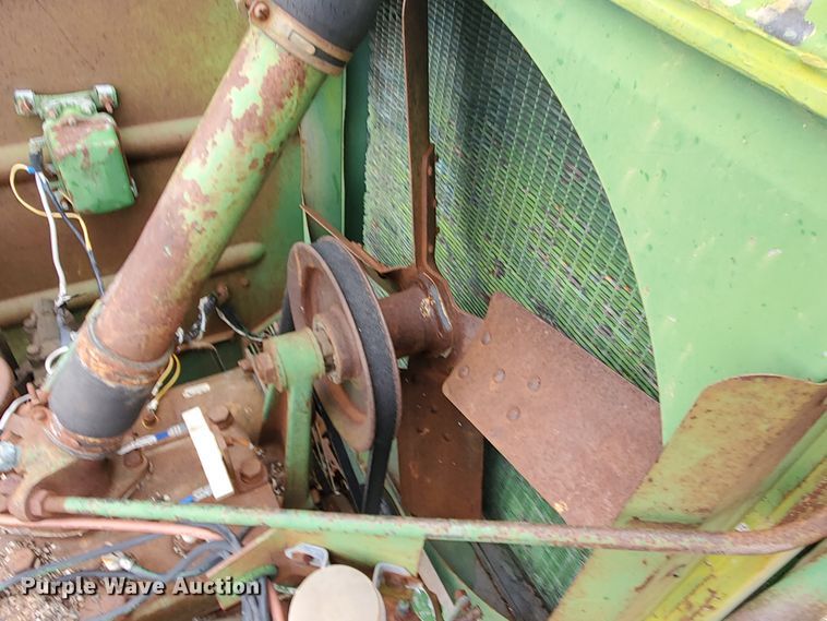 image for item IX9845 John Deere 55  combine