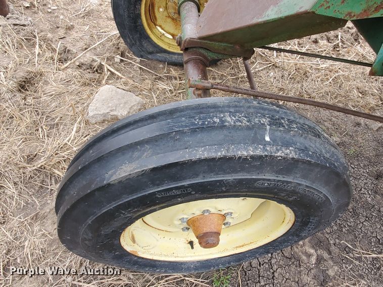 image for item IX9845 John Deere 55  combine