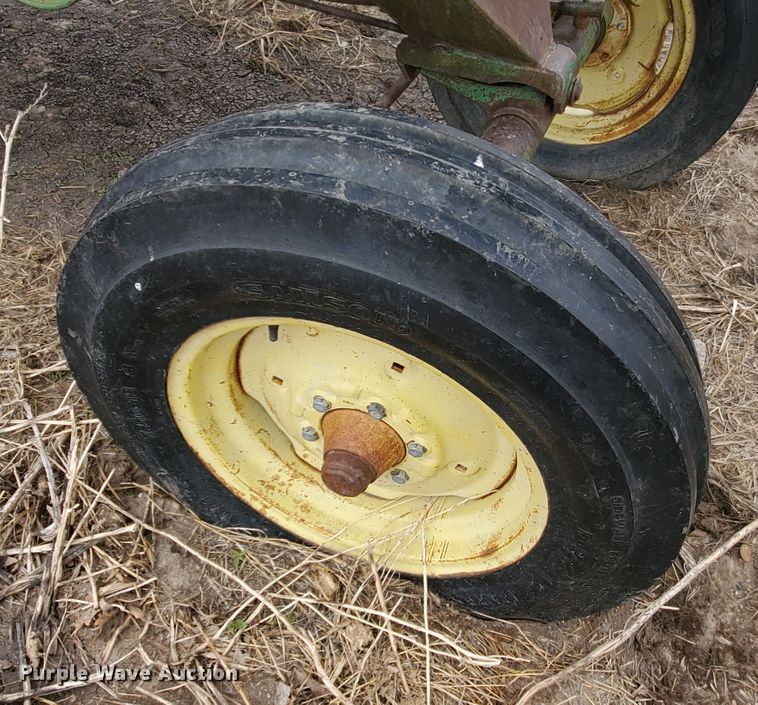 image for item IX9845 John Deere 55  combine