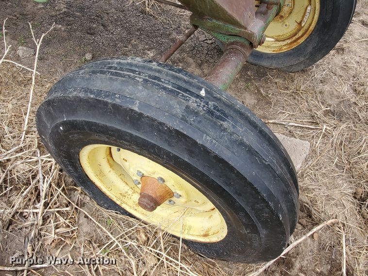 image for item IX9845 John Deere 55  combine