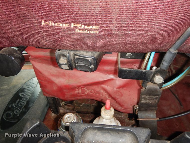 image for item DF6792 2005 Peterbilt 379  semi truck