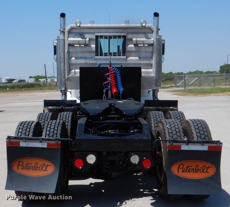 image for item DJ0770 2007 Peterbilt 357  semi truck