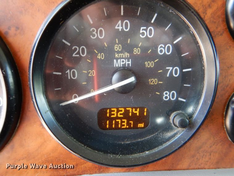 image for item DJ0770 2007 Peterbilt 357  semi truck