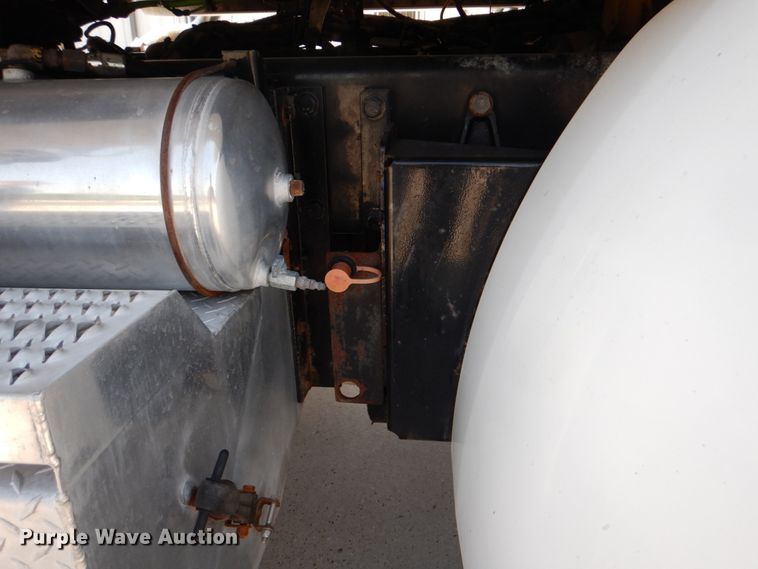 image for item DJ0770 2007 Peterbilt 357  semi truck