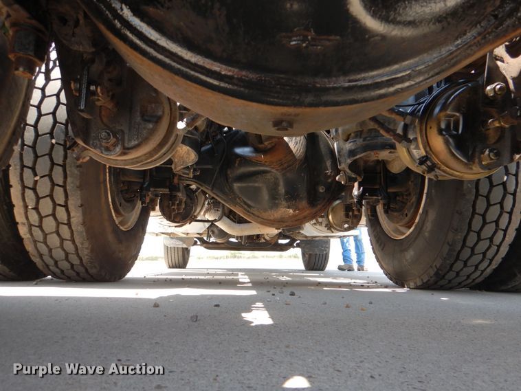 image for item DJ0770 2007 Peterbilt 357  semi truck