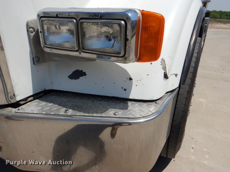 image for item DJ0770 2007 Peterbilt 357  semi truck