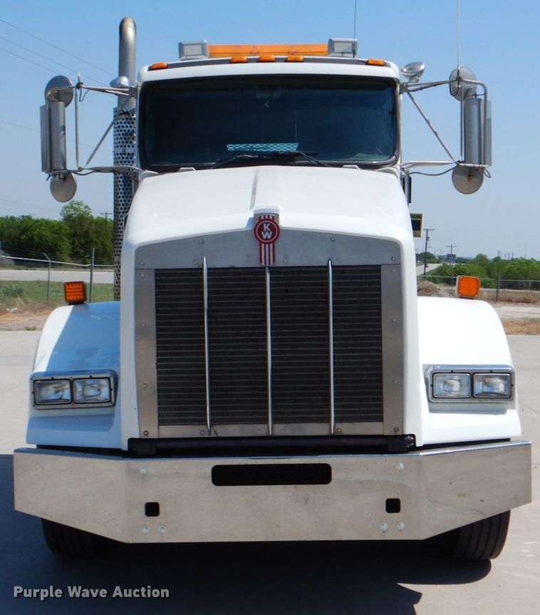 image for item DJ0771 2012 Kenworth T800  winch truck