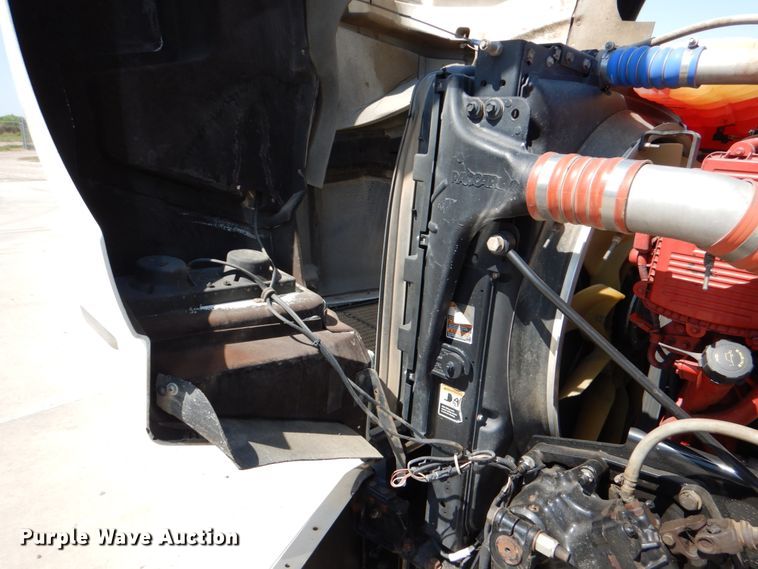 image for item DJ0771 2012 Kenworth T800  winch truck