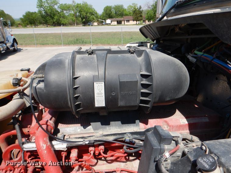 image for item DJ0771 2012 Kenworth T800  winch truck