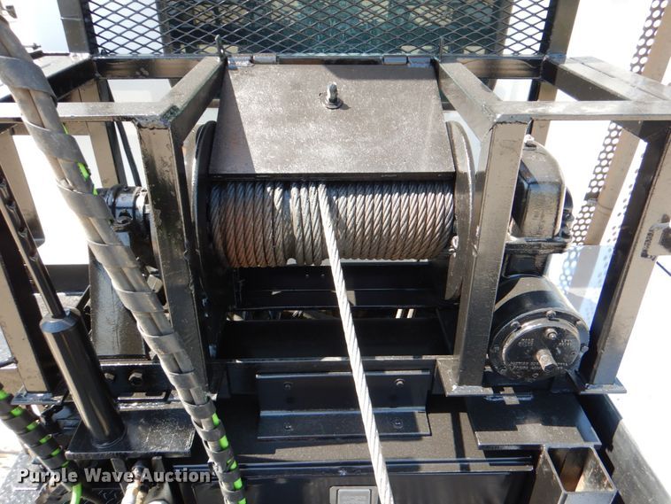 image for item DJ0771 2012 Kenworth T800  winch truck