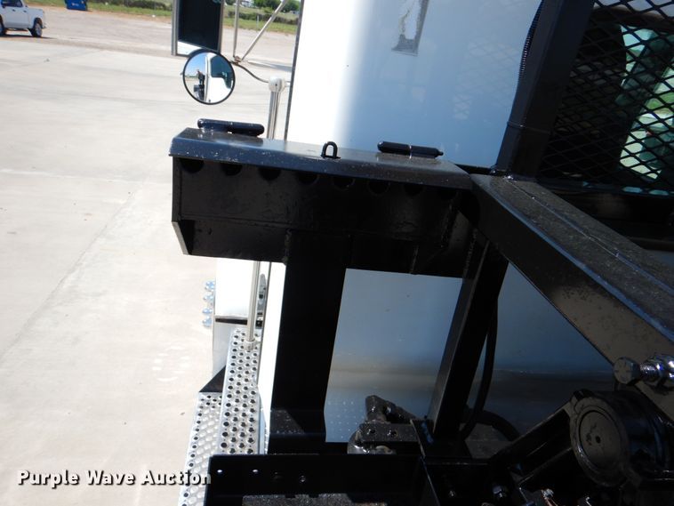 image for item DJ0771 2012 Kenworth T800  winch truck