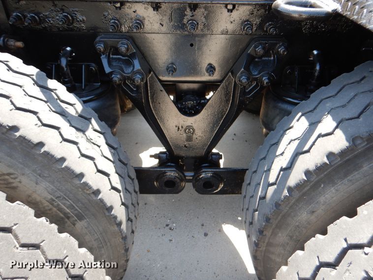 image for item DJ0771 2012 Kenworth T800  winch truck