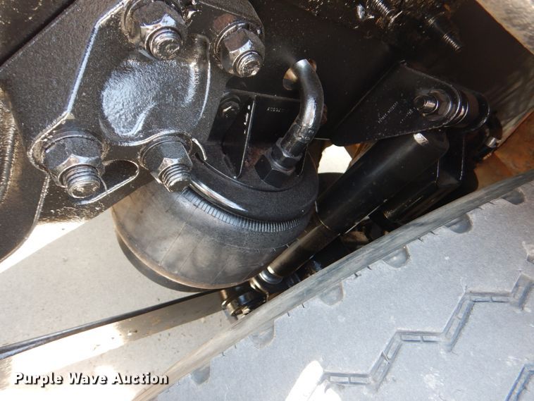 image for item DJ0771 2012 Kenworth T800  winch truck