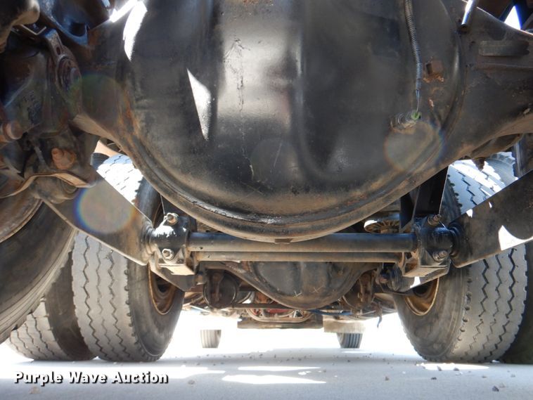 image for item DJ0771 2012 Kenworth T800  winch truck