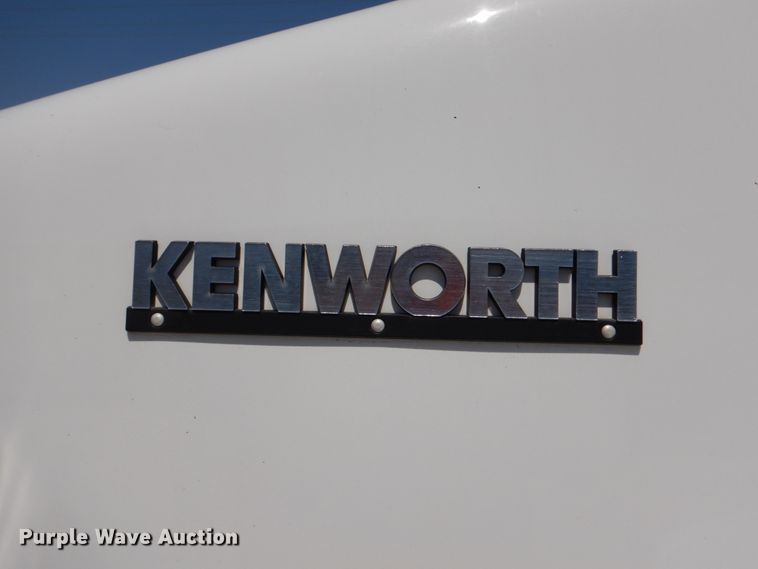 image for item DJ0771 2012 Kenworth T800  winch truck