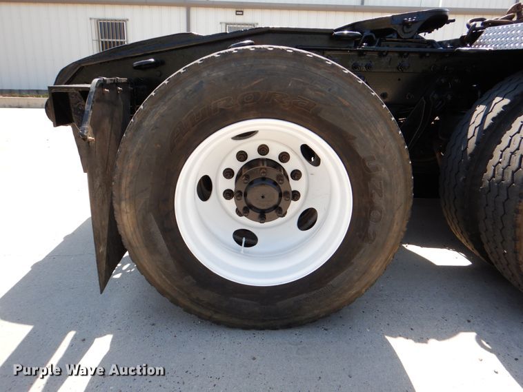 image for item DJ0771 2012 Kenworth T800  winch truck