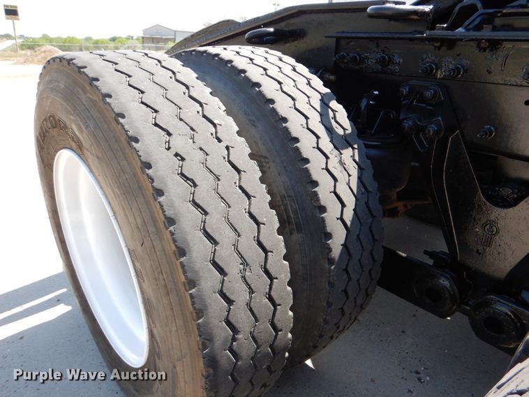 image for item DJ0771 2012 Kenworth T800  winch truck