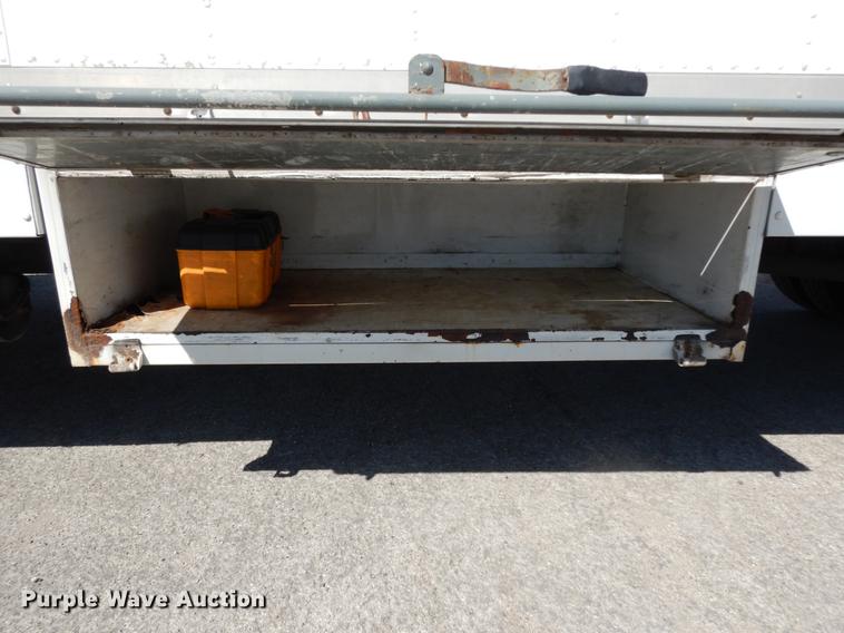 image for item DJ0772 2006 International 4300  box truck