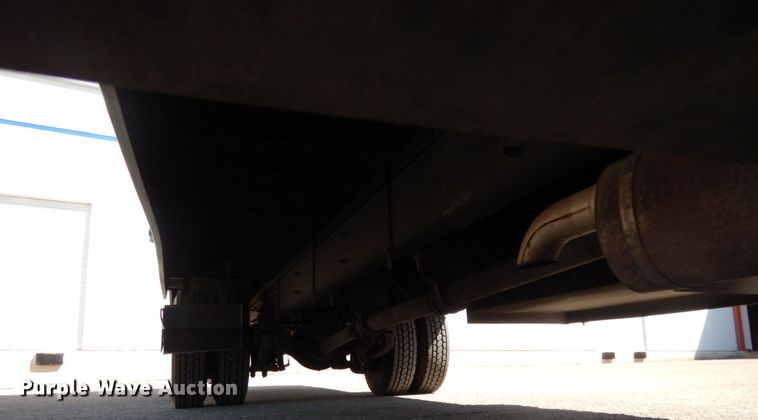 image for item DJ0772 2006 International 4300  box truck