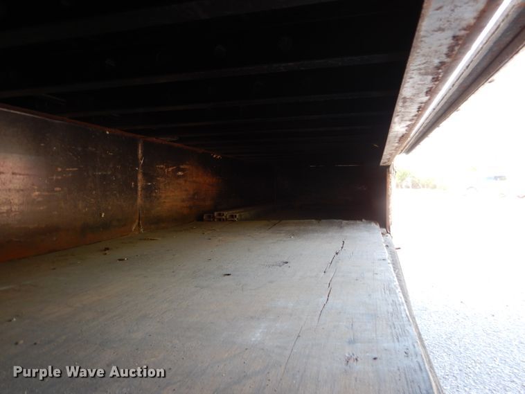 image for item DJ0773 1983 Kentucky  moving van trailer