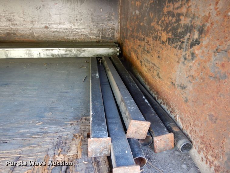 image for item DJ0773 1983 Kentucky  moving van trailer