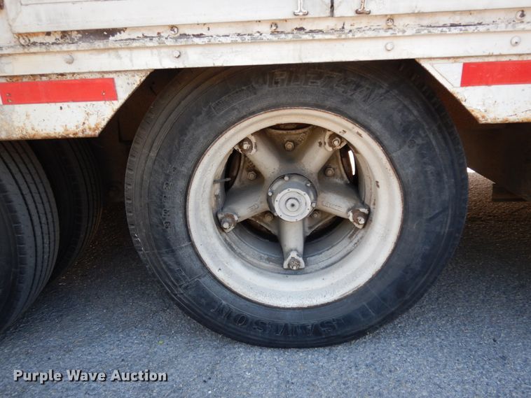 image for item DJ0773 1983 Kentucky  moving van trailer