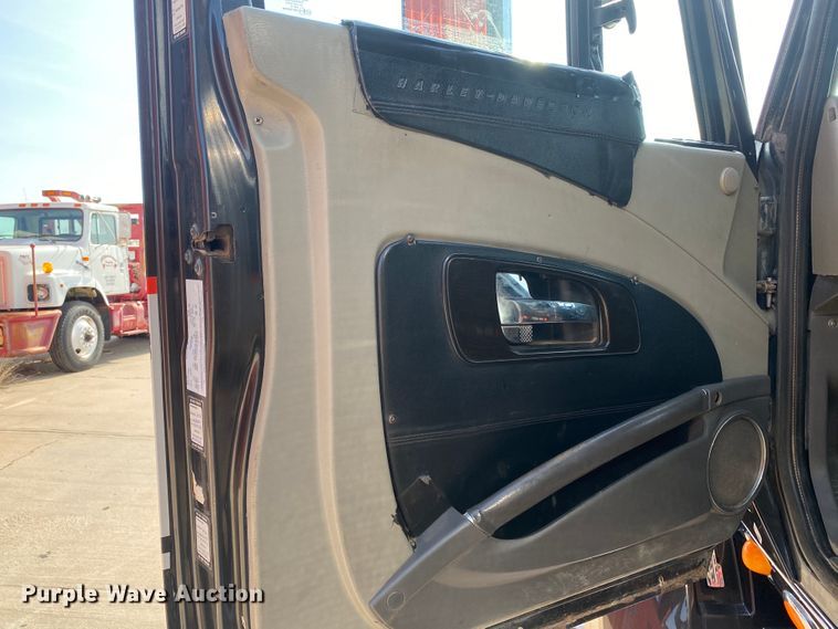 image for item DJ1198 2010 International Lonestar  Harley-Davidson edition semi truck