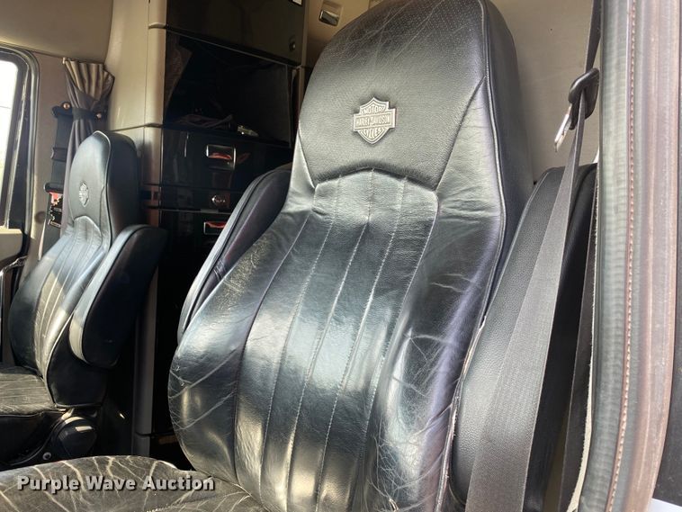 image for item DJ1198 2010 International Lonestar  Harley-Davidson edition semi truck