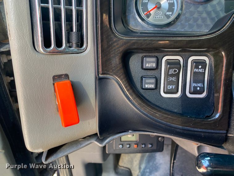 image for item DJ1198 2010 International Lonestar  Harley-Davidson edition semi truck