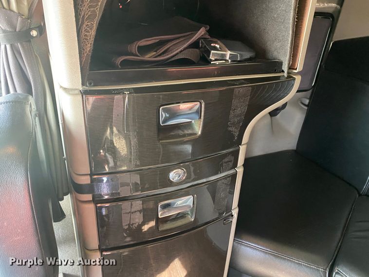 image for item DJ1198 2010 International Lonestar  Harley-Davidson edition semi truck