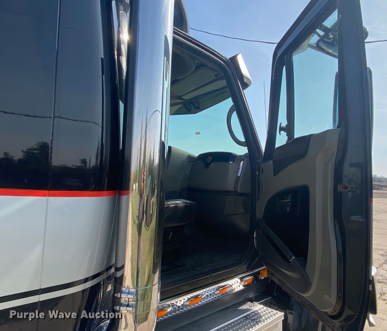 image for item DJ1198 2010 International Lonestar  Harley-Davidson edition semi truck