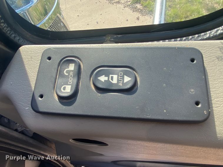 image for item DJ1198 2010 International Lonestar  Harley-Davidson edition semi truck