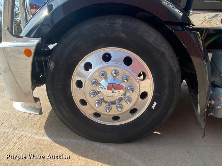 image for item DJ1198 2010 International Lonestar  Harley-Davidson edition semi truck