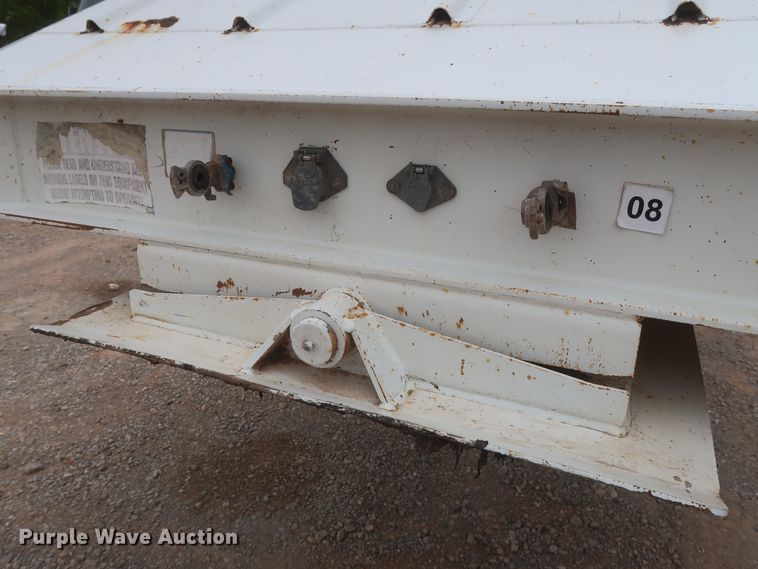 image for item DJ1887 2011 CTS BDT-40  bottom dump trailer