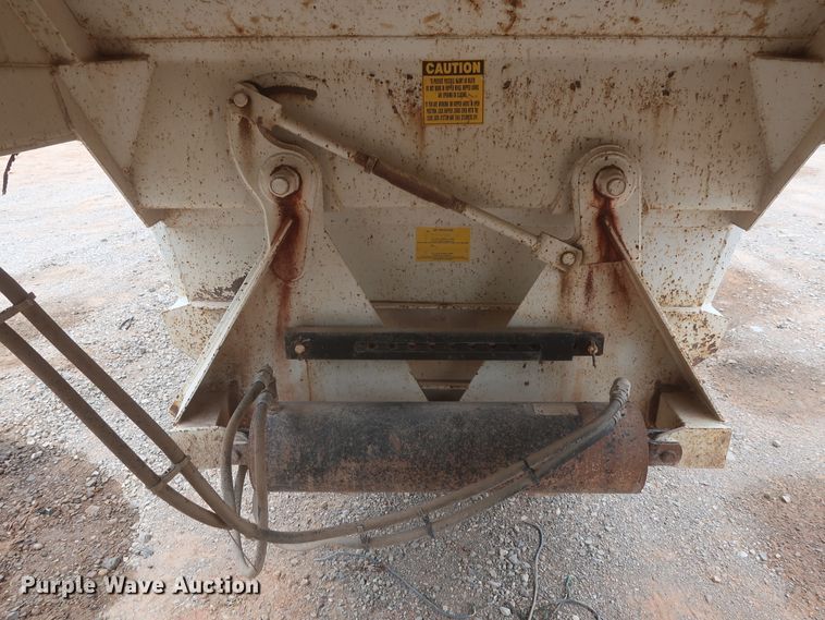 image for item DJ1887 2011 CTS BDT-40  bottom dump trailer