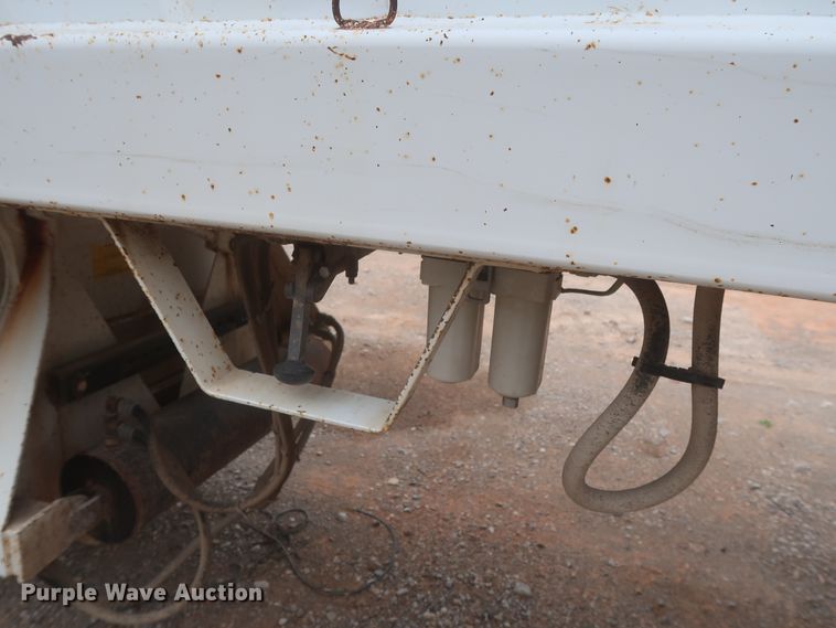 image for item DJ1887 2011 CTS BDT-40  bottom dump trailer