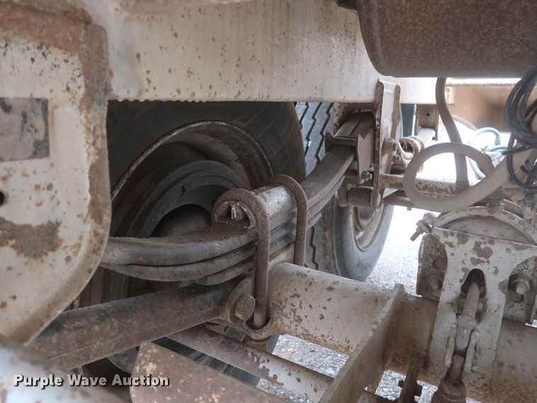 image for item DJ1887 2011 CTS BDT-40  bottom dump trailer