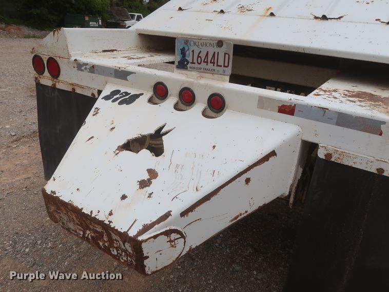 image for item DJ1887 2011 CTS BDT-40  bottom dump trailer