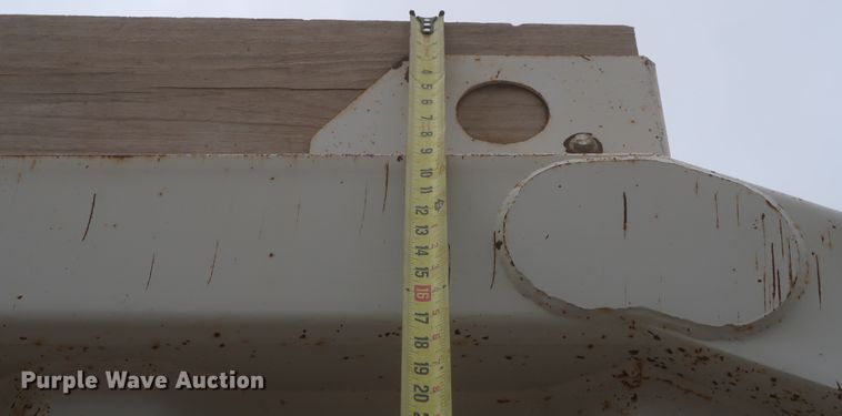 image for item DJ1887 2011 CTS BDT-40  bottom dump trailer