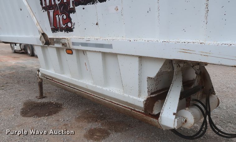 image for item DJ1888 2006 CTS BDT-40  bottom dump trailer