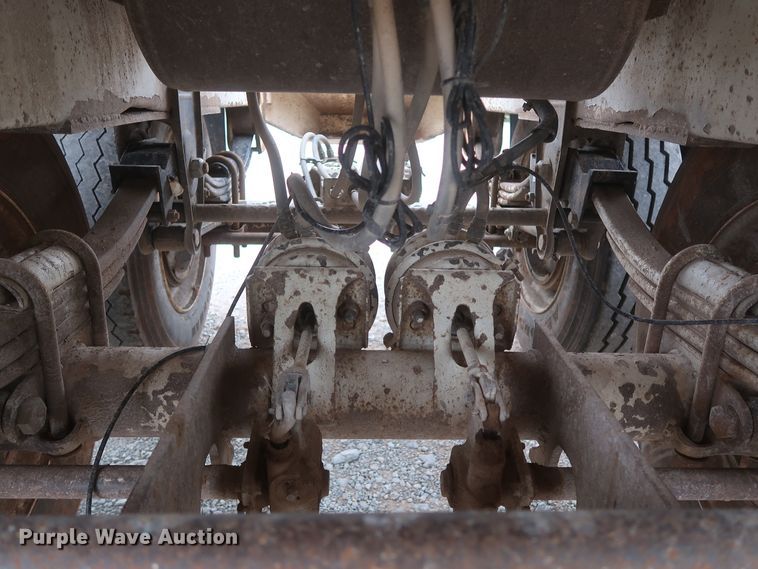 image for item DJ1888 2006 CTS BDT-40  bottom dump trailer