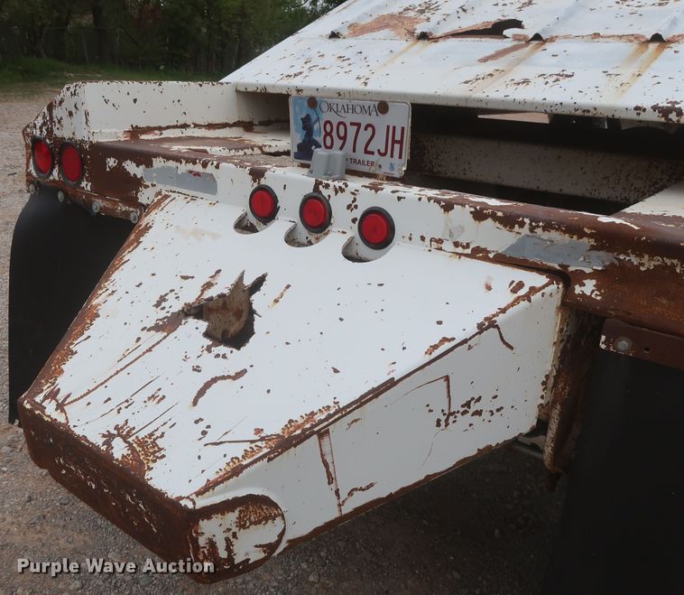 image for item DJ1888 2006 CTS BDT-40  bottom dump trailer