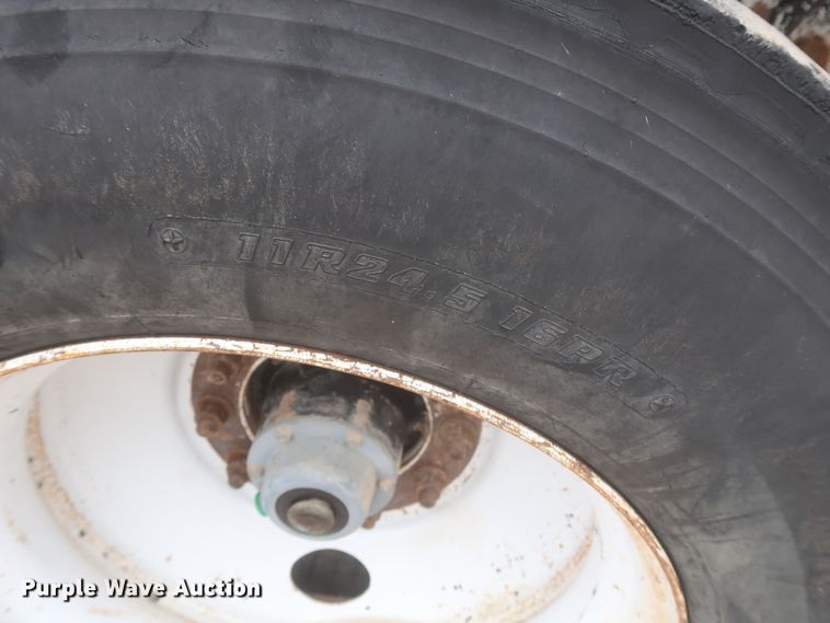 image for item DJ1888 2006 CTS BDT-40  bottom dump trailer