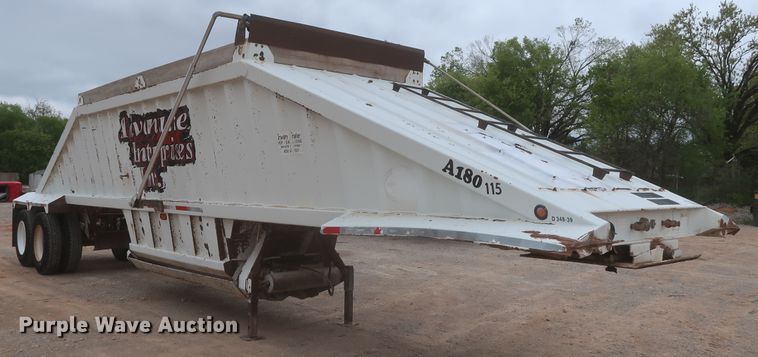 image for item DJ1889 2005 CTS BDT-40  bottom dump trailer